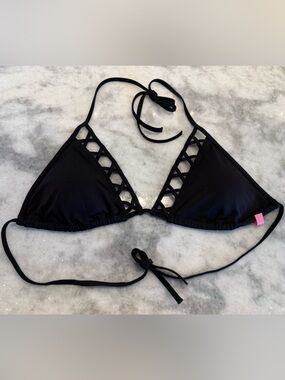 Victoria’s Secret Black Triangle Bikini Top Strappy Lattice Halter Tie Back L